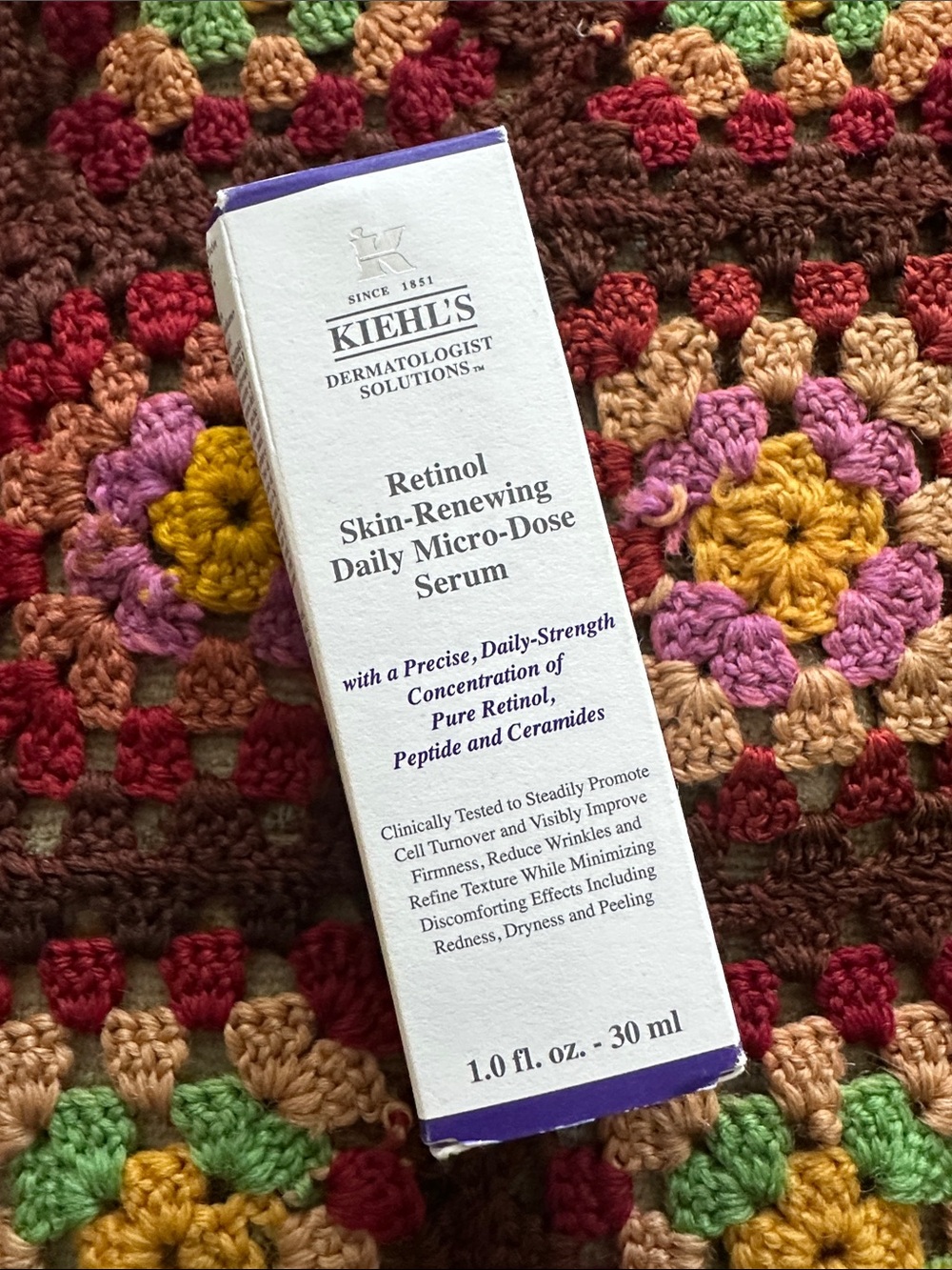 Kiehl's Retinol Serum Box in White and Purple